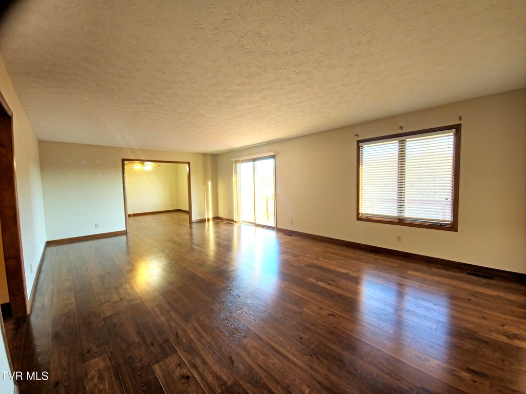 Photo of 346 Eastland Drive, Kingsport, TN 37664 (MLS # 9999684)