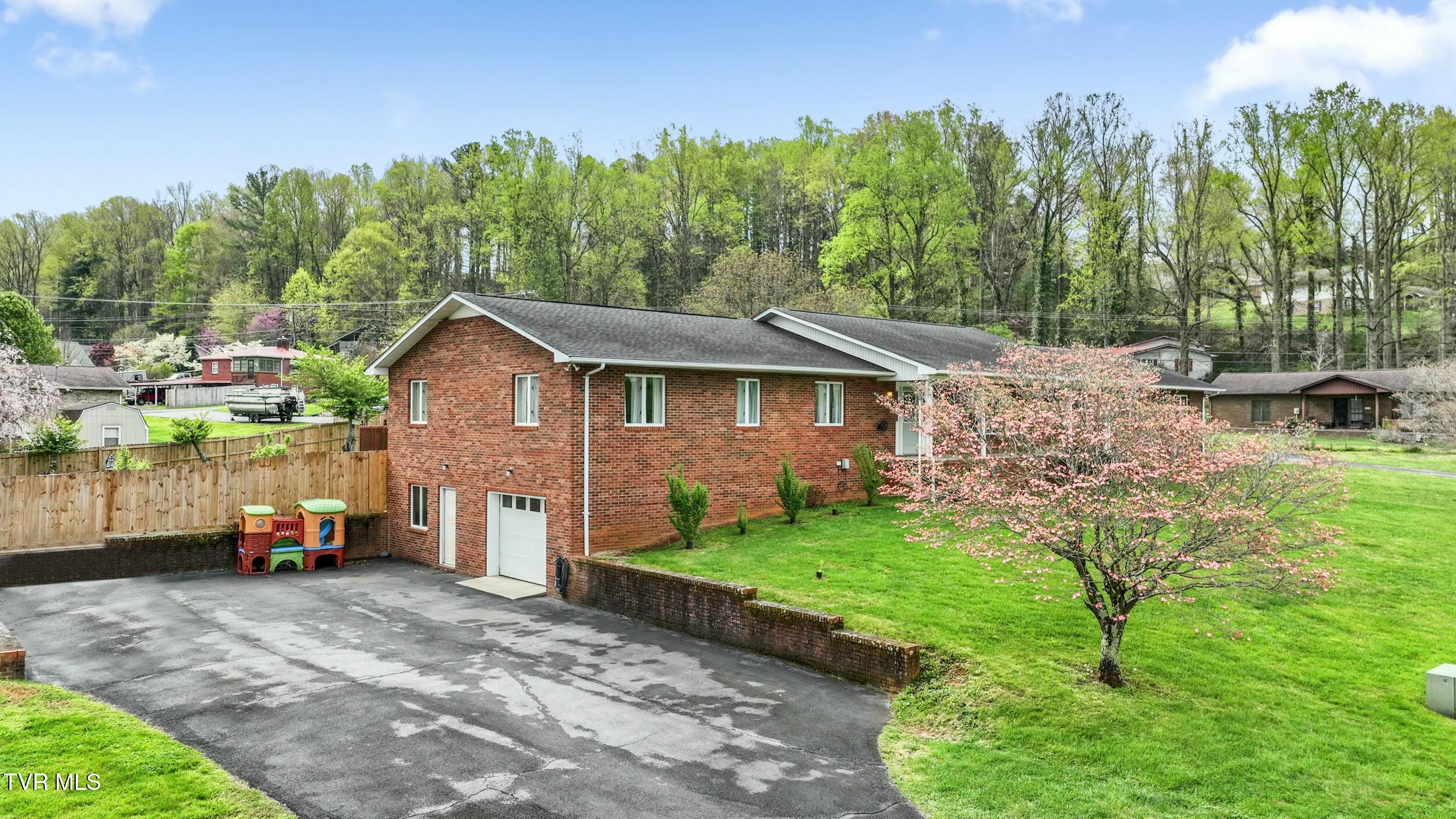 506 Old Stage Road, Erwin, Tennessee image 4