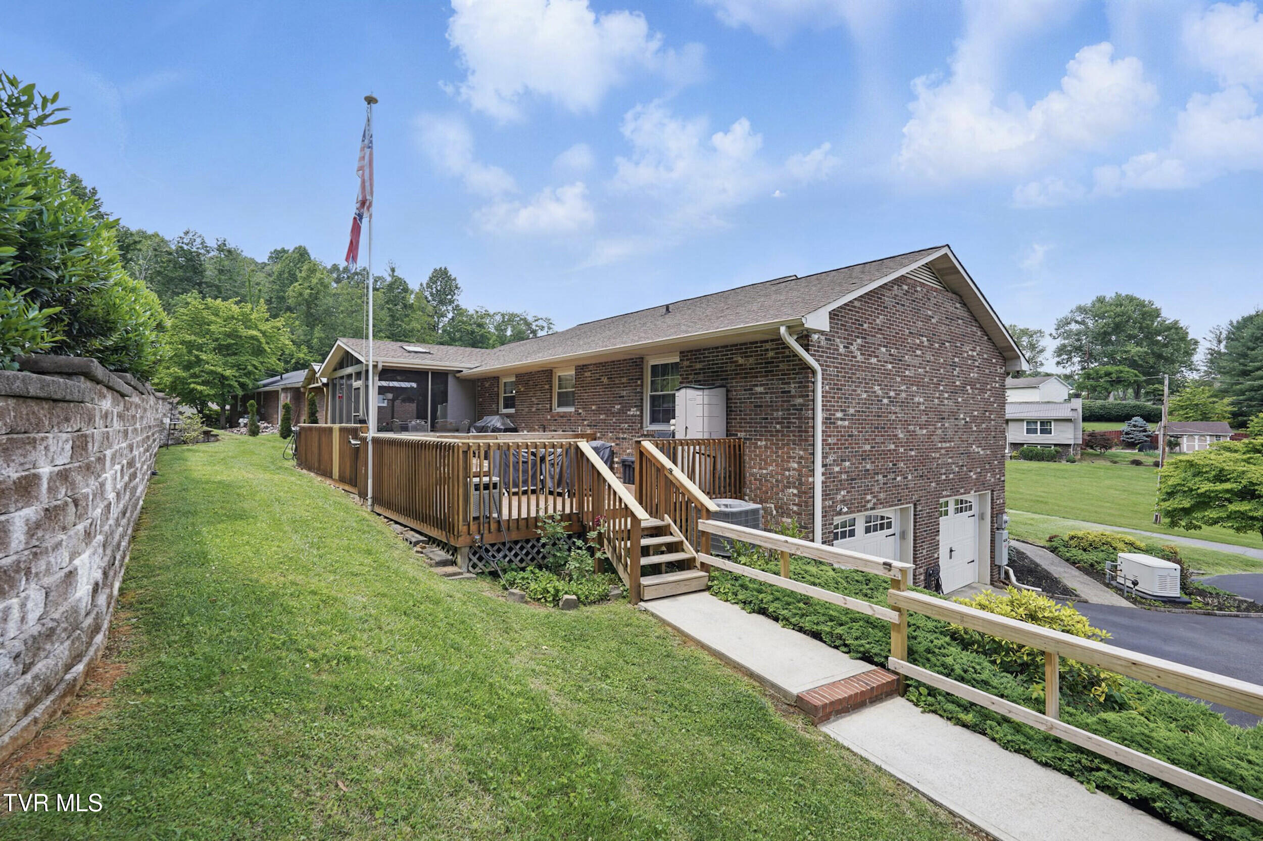 5009 Surrey Drive, Kingsport, Tennessee image 46