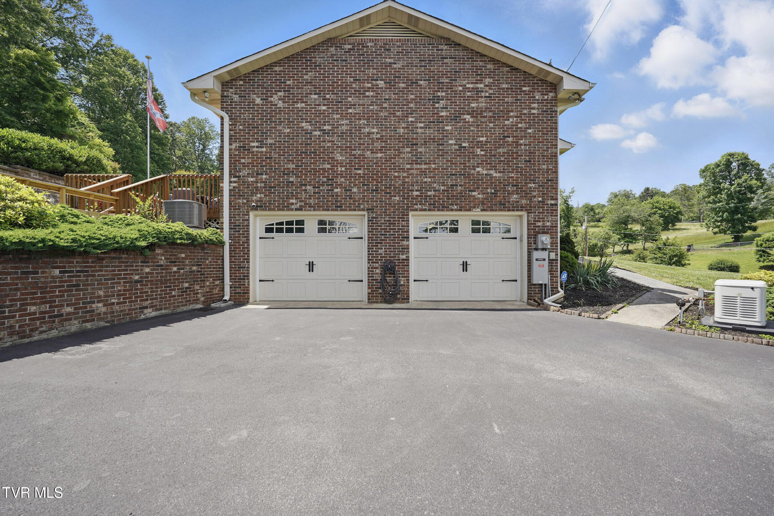 5009 Surrey Drive, Kingsport, Tennessee image 50