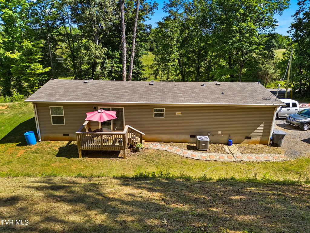 Photo of 7812 Stagecoach Road, Whitesburg, TN 37891 (MLS # 9980767)