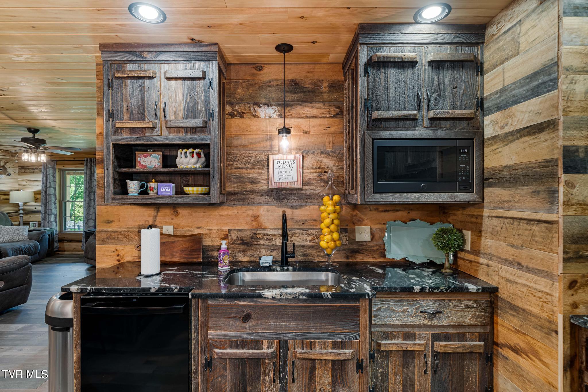 418 Johnson Hollow Road, Mountain City, Tennessee image 43