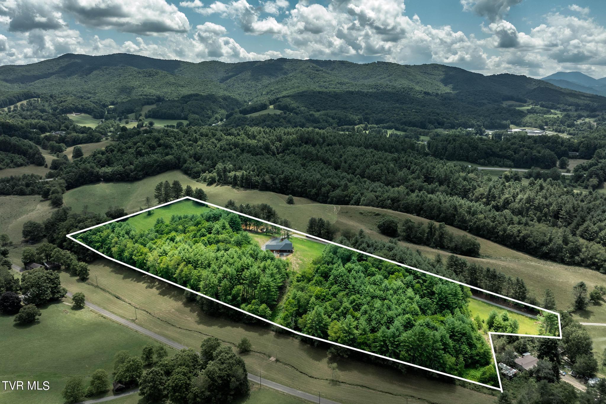 418 Johnson Hollow Road, Mountain City, Tennessee image 25