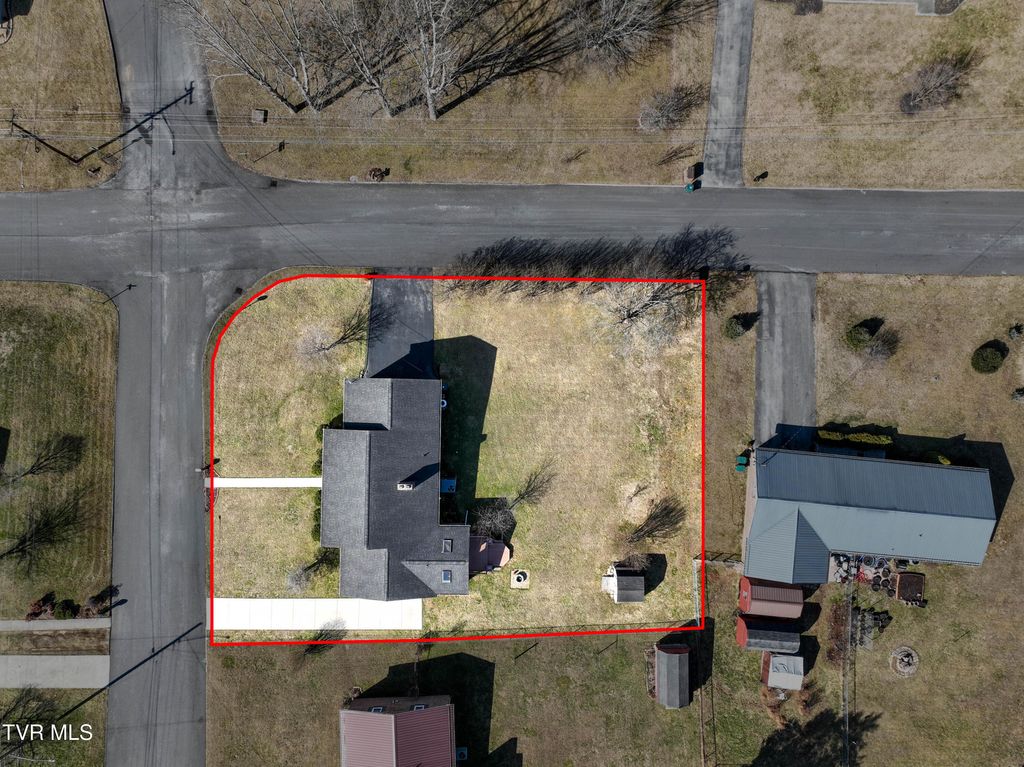 Photo of 110 Quillen Drive, Bristol, VA 24201 (MLS # 9991146)