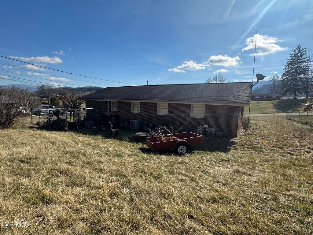 Photo of 50 Edgar Street, Lebanon, VA 24266 (MLS # 9990481)