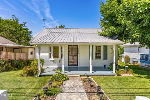 Photo of 1778 Highway 93, Fall Branch, TN 37656 (MLS # 9997770)
