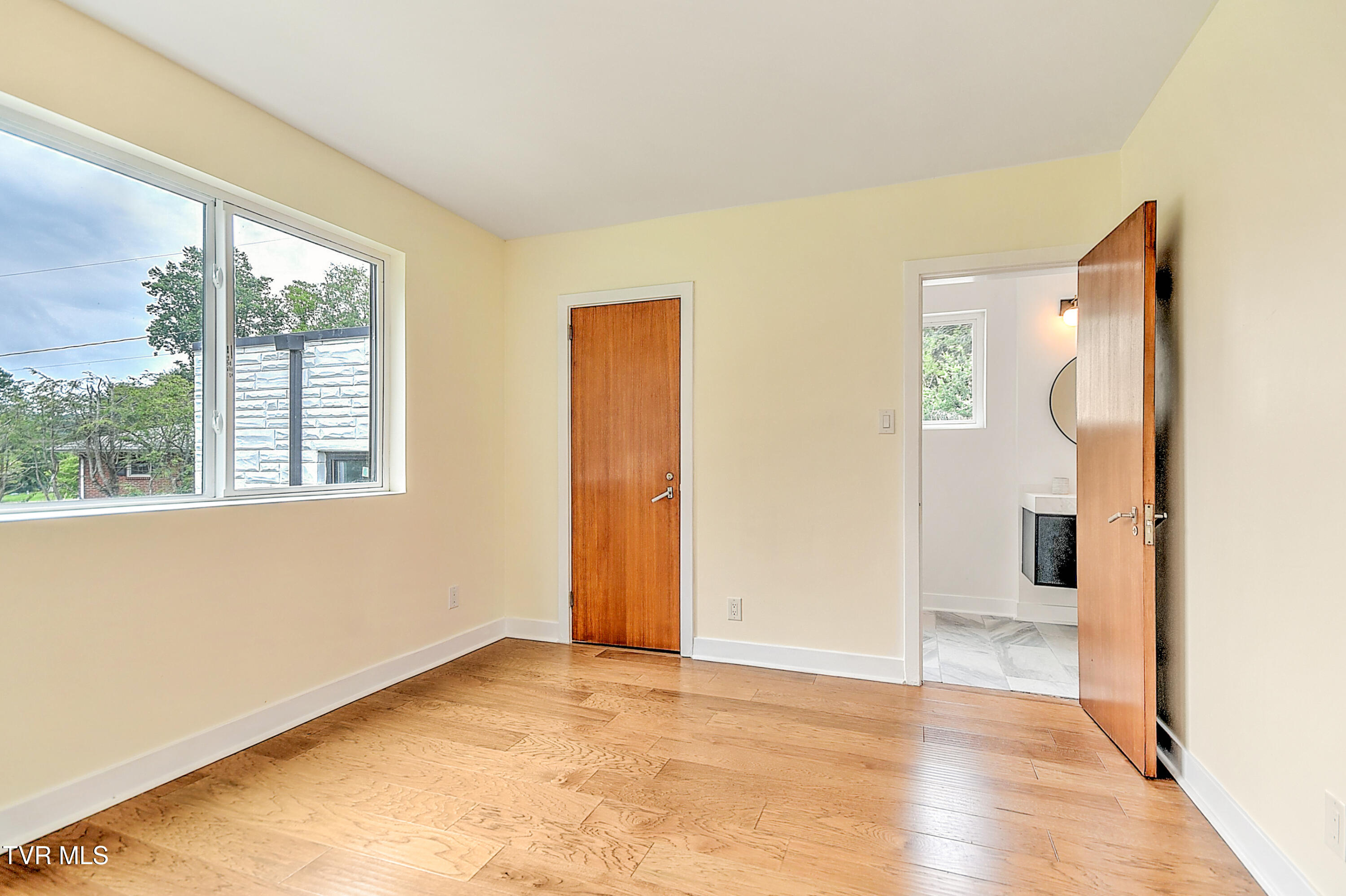 2146 Lee Highway, Bristol, Virginia image 47