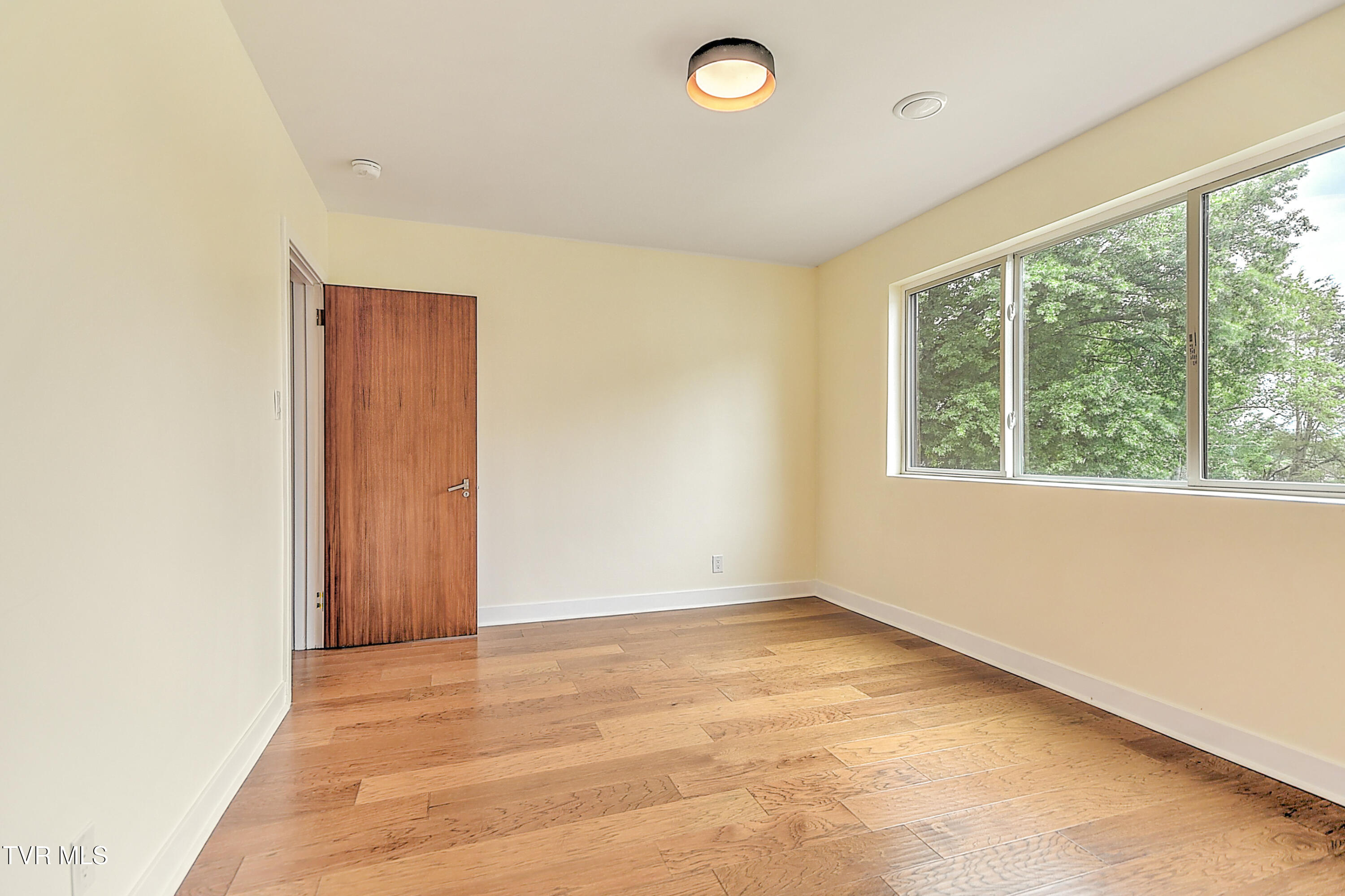 2146 Lee Highway, Bristol, Virginia image 45