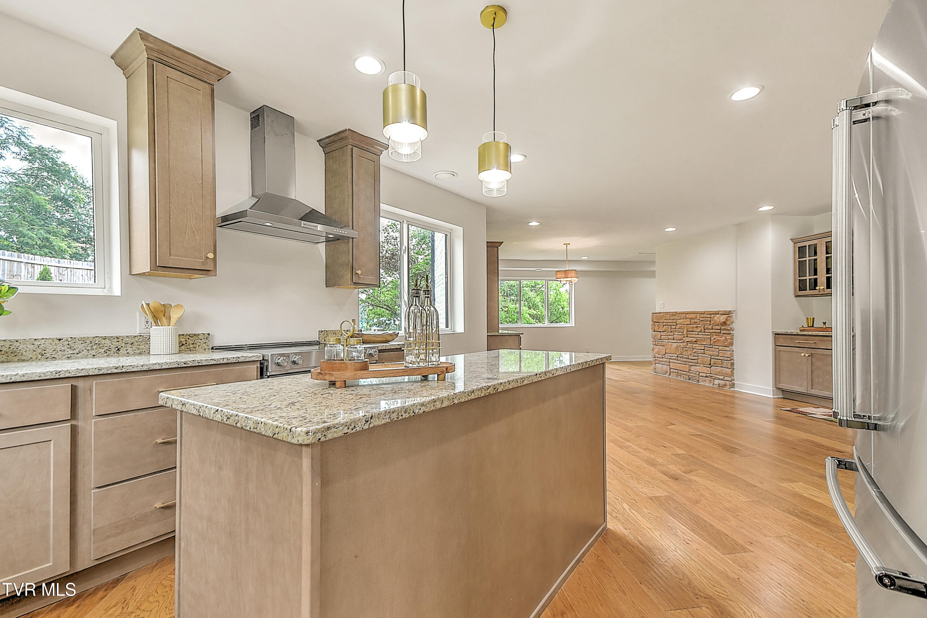 2146 Lee Highway, Bristol, Virginia image 31