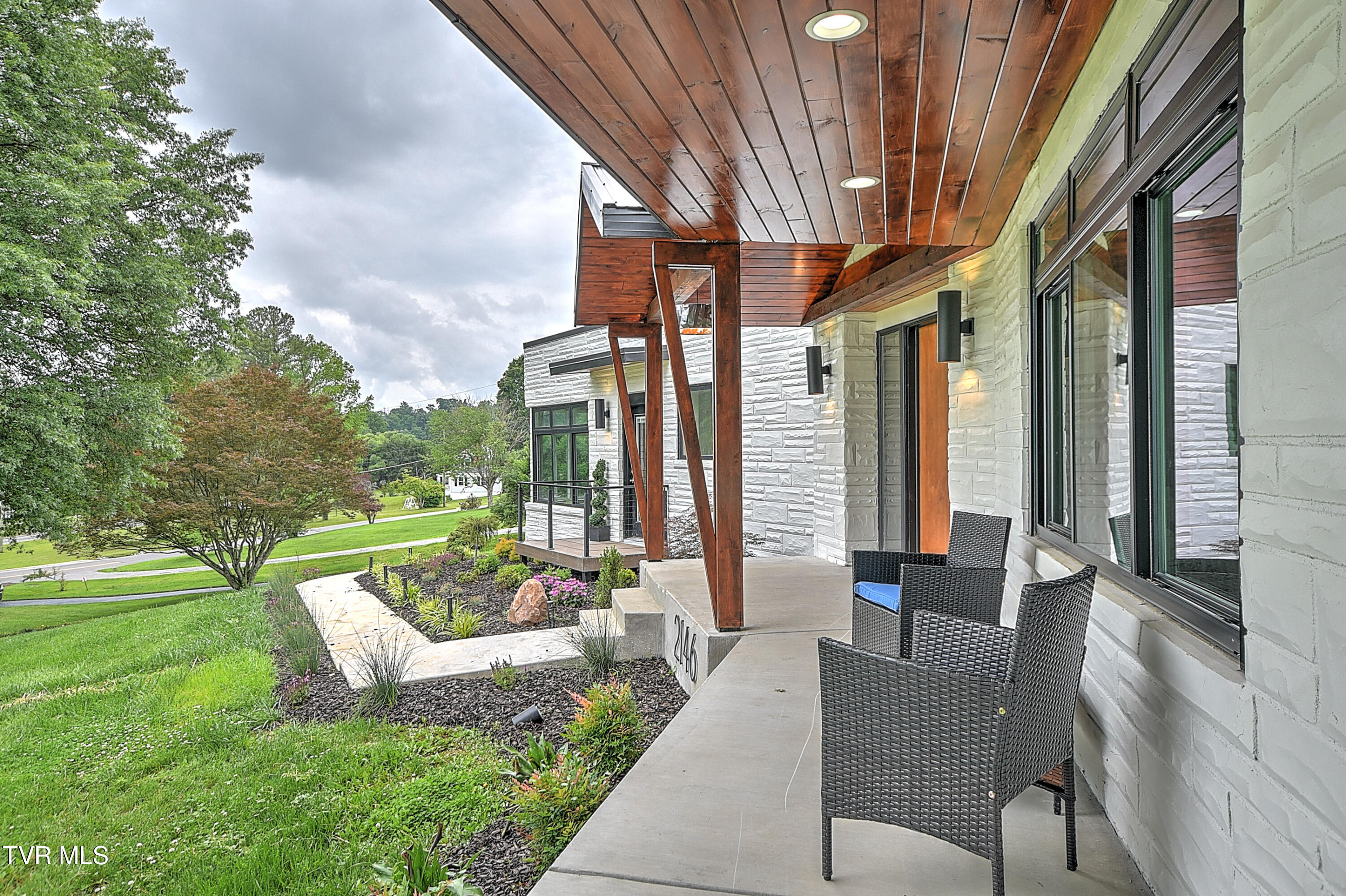 2146 Lee Highway, Bristol, Virginia image 8