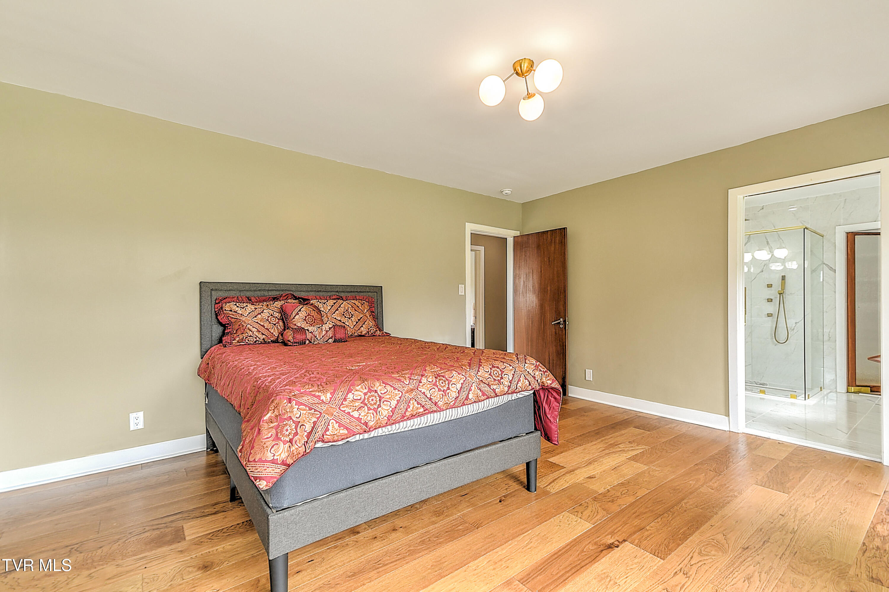2146 Lee Highway, Bristol, Virginia image 50