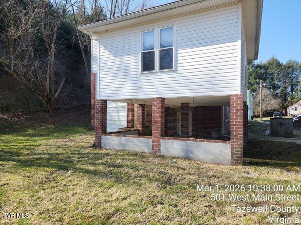 Photo of 497 Main Street, Tazewell, VA 24651 (MLS # 9992691)