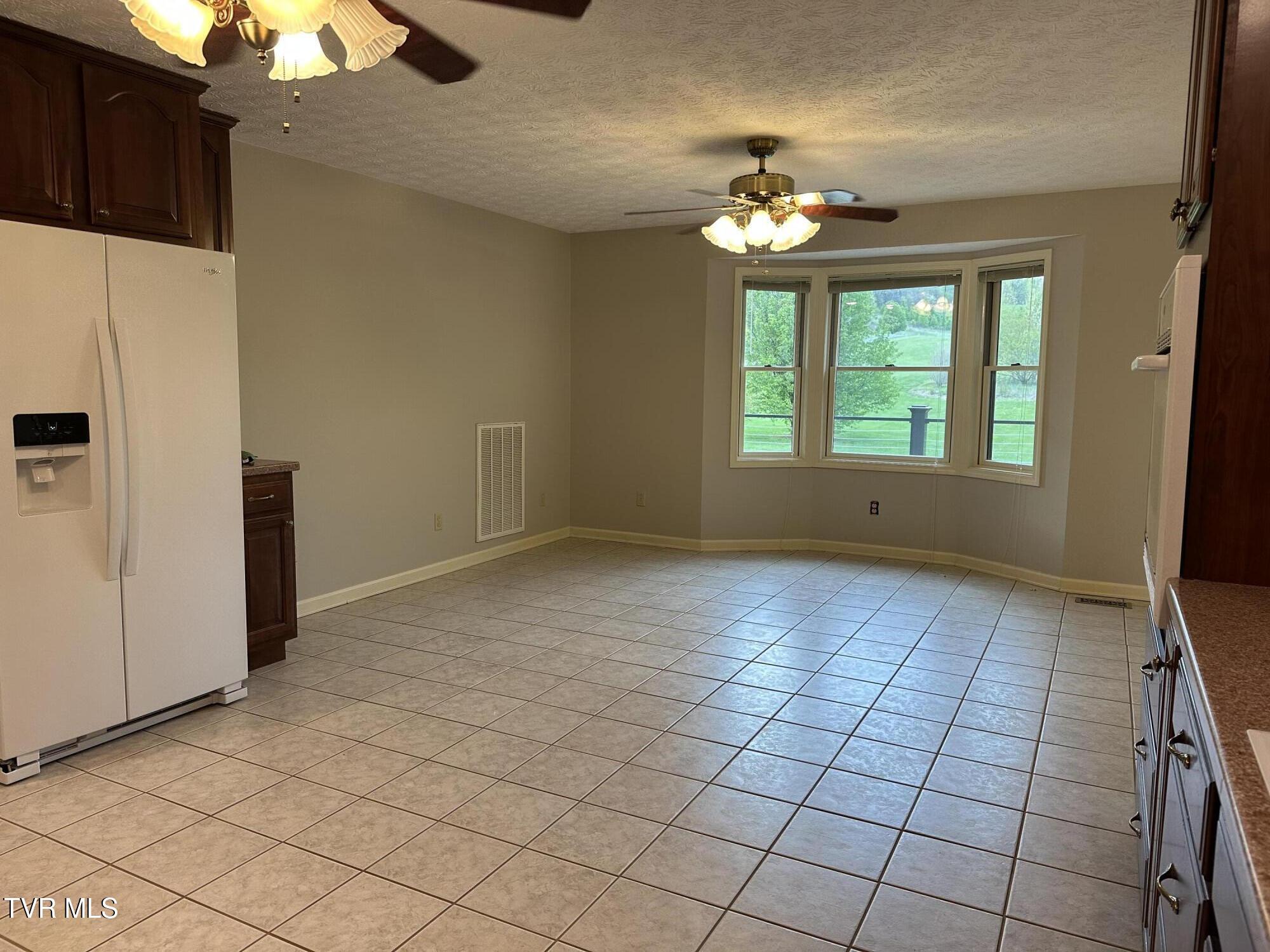 423 447 Douglas Chapel Road, Jonesborough, Tennessee image 11