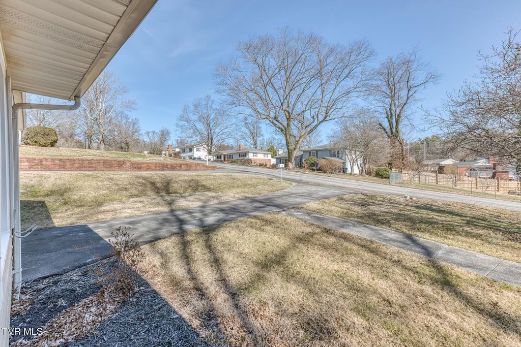 Photo of 1140 Foxcroft Road, Bristol, VA 24201 (MLS # 9991141)