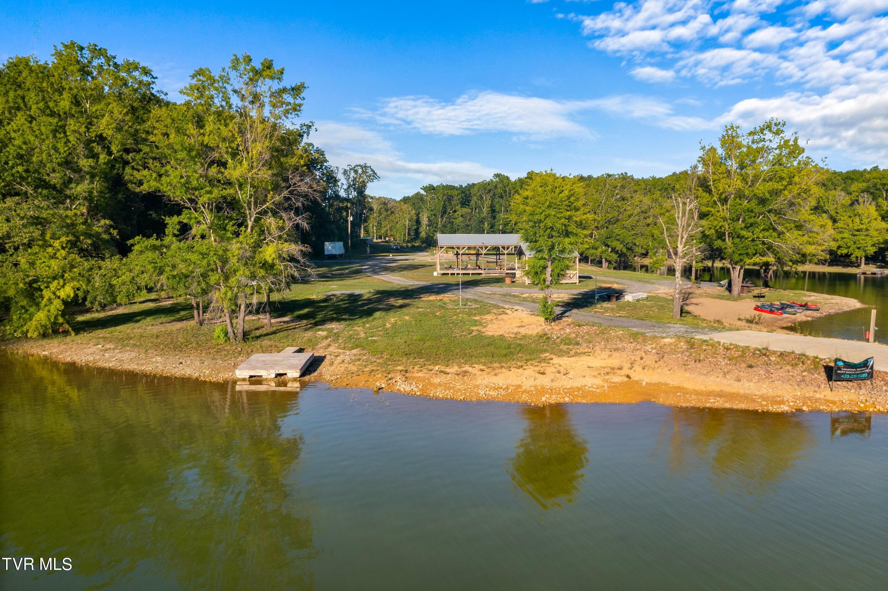 1689 Highway 25 70, Dandridge, Tennessee image 45