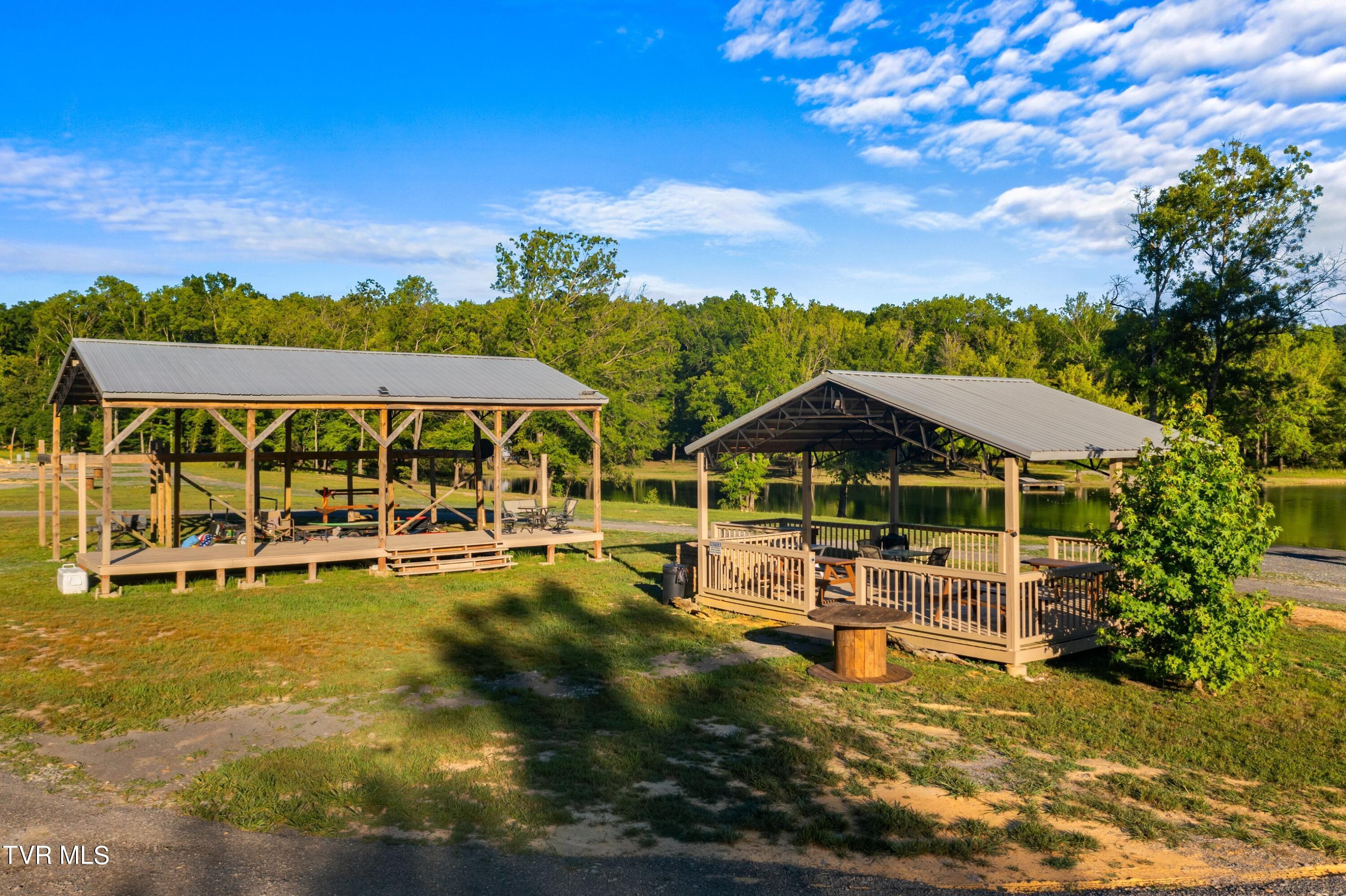 1689 Highway 25 70, Dandridge, Tennessee image 44