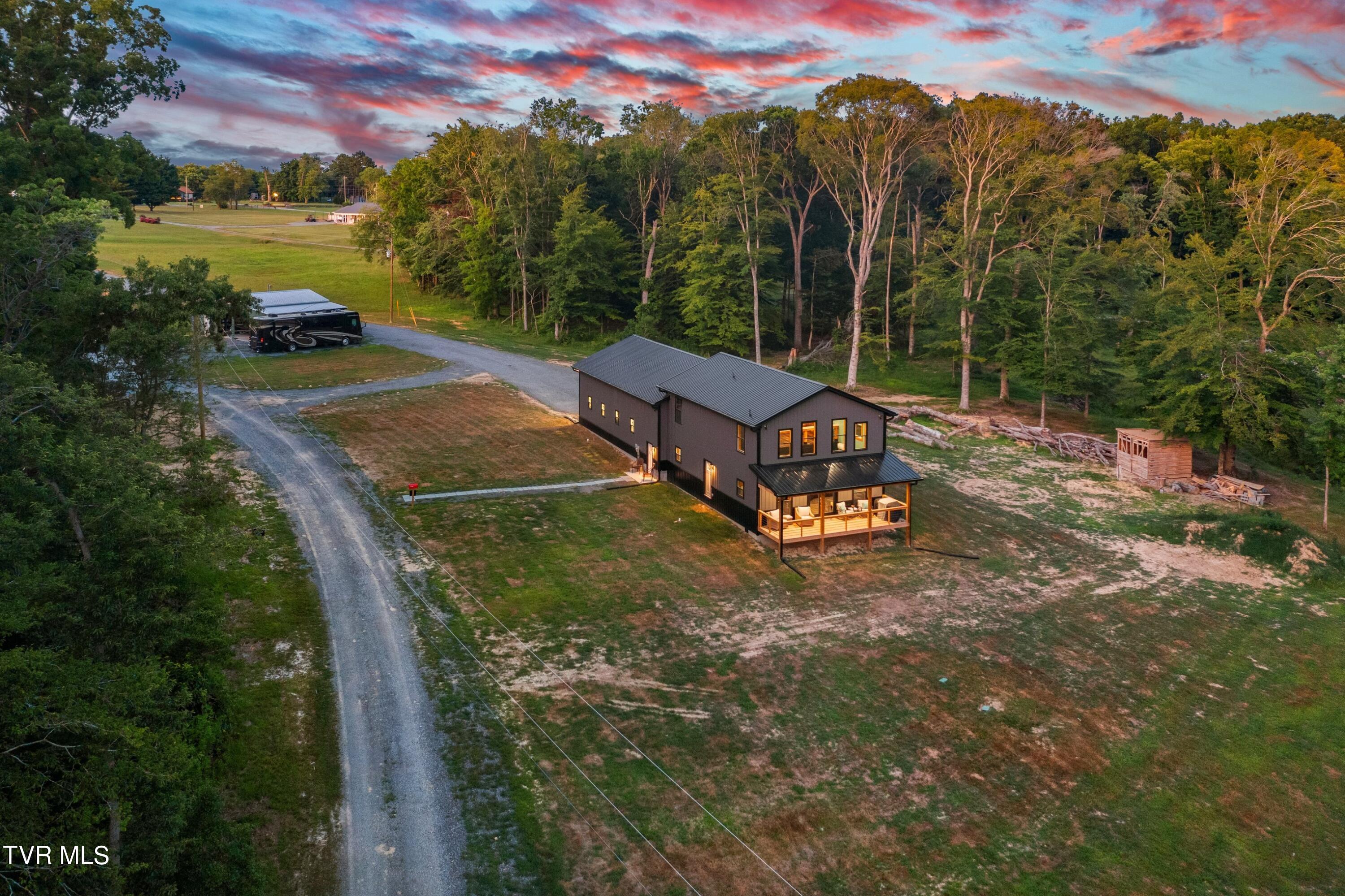 1689 Highway 25 70, Dandridge, Tennessee image 6