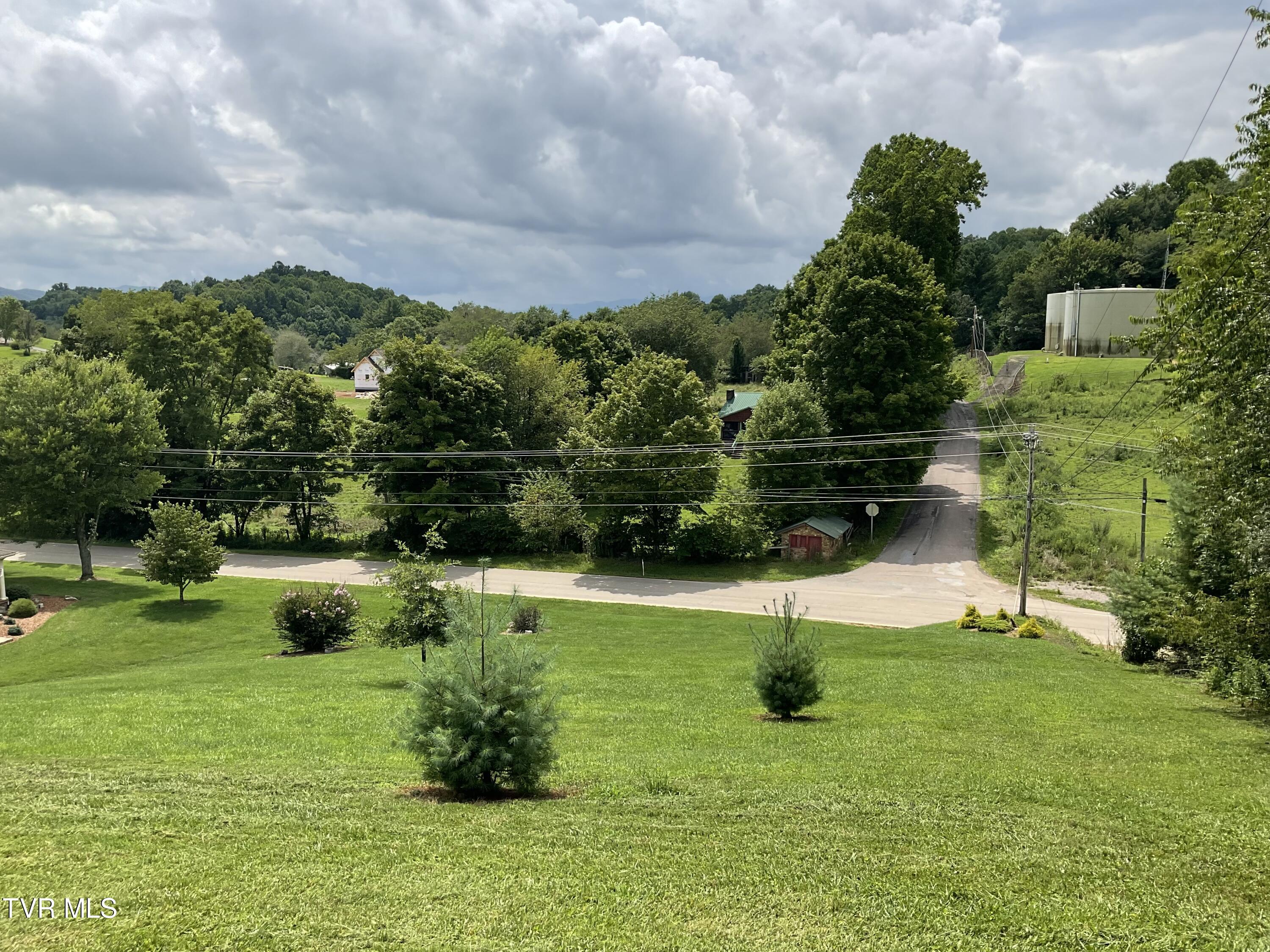 2520 Divide Road, Mountain City, Tennessee image 33