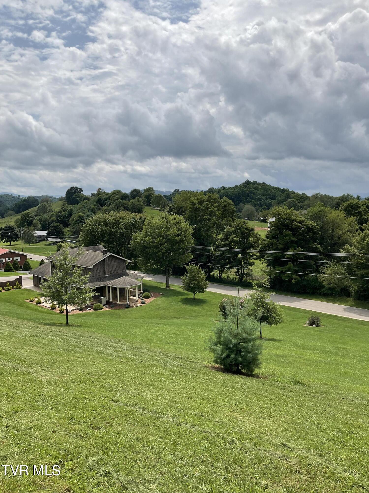 2520 Divide Road, Mountain City, Tennessee image 35
