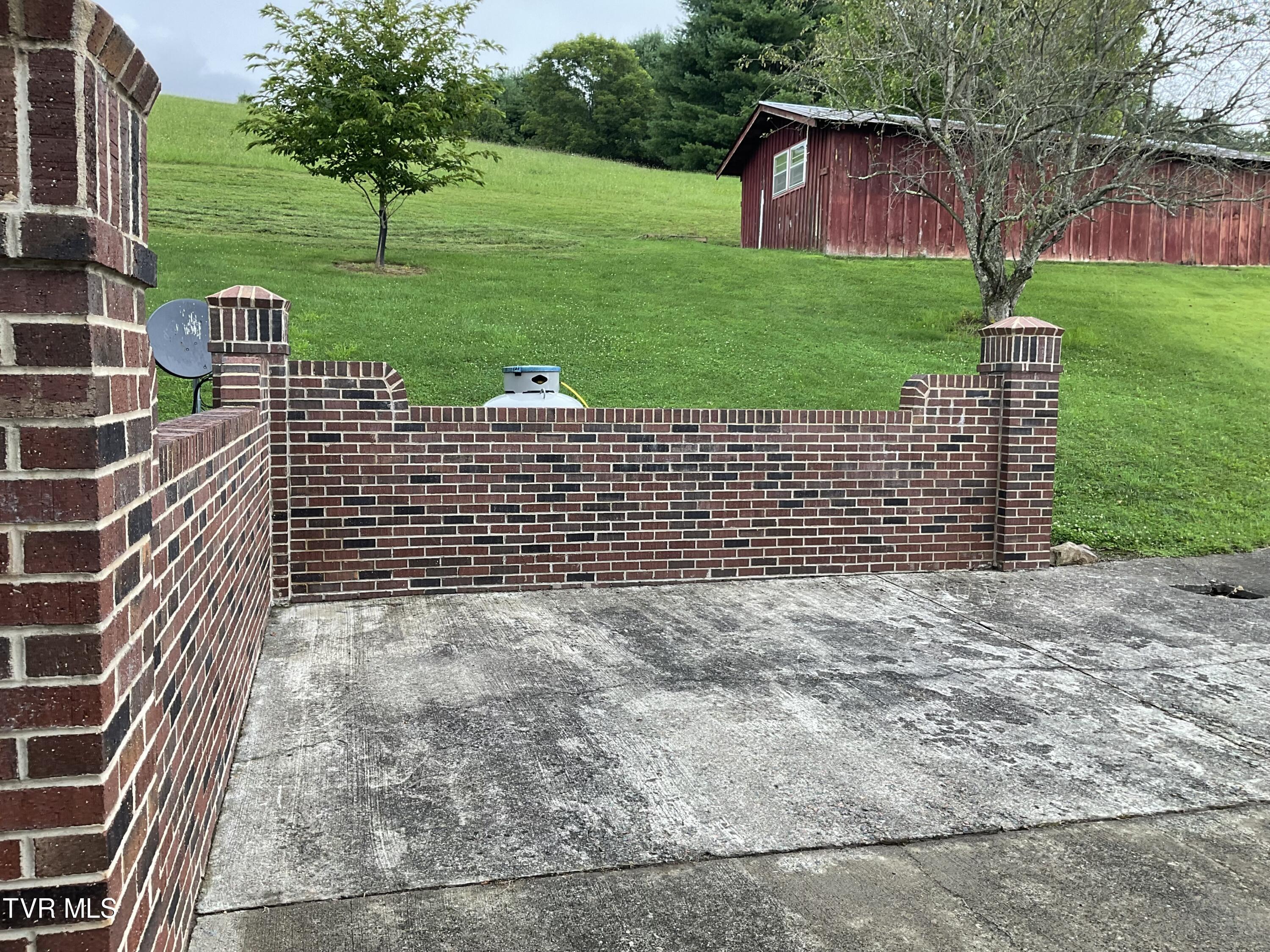 2520 Divide Road, Mountain City, Tennessee image 23
