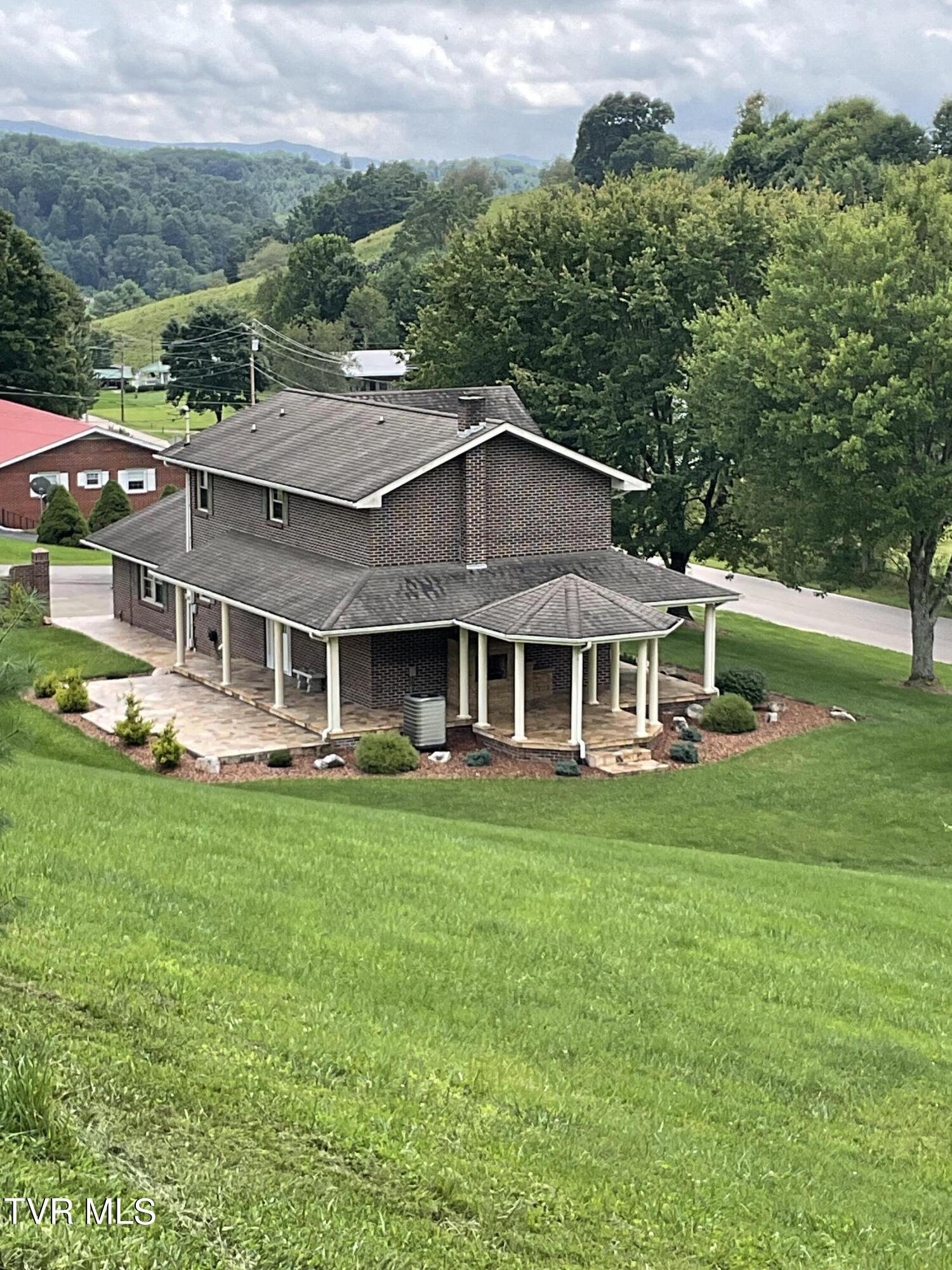 2520 Divide Road, Mountain City, Tennessee image 36