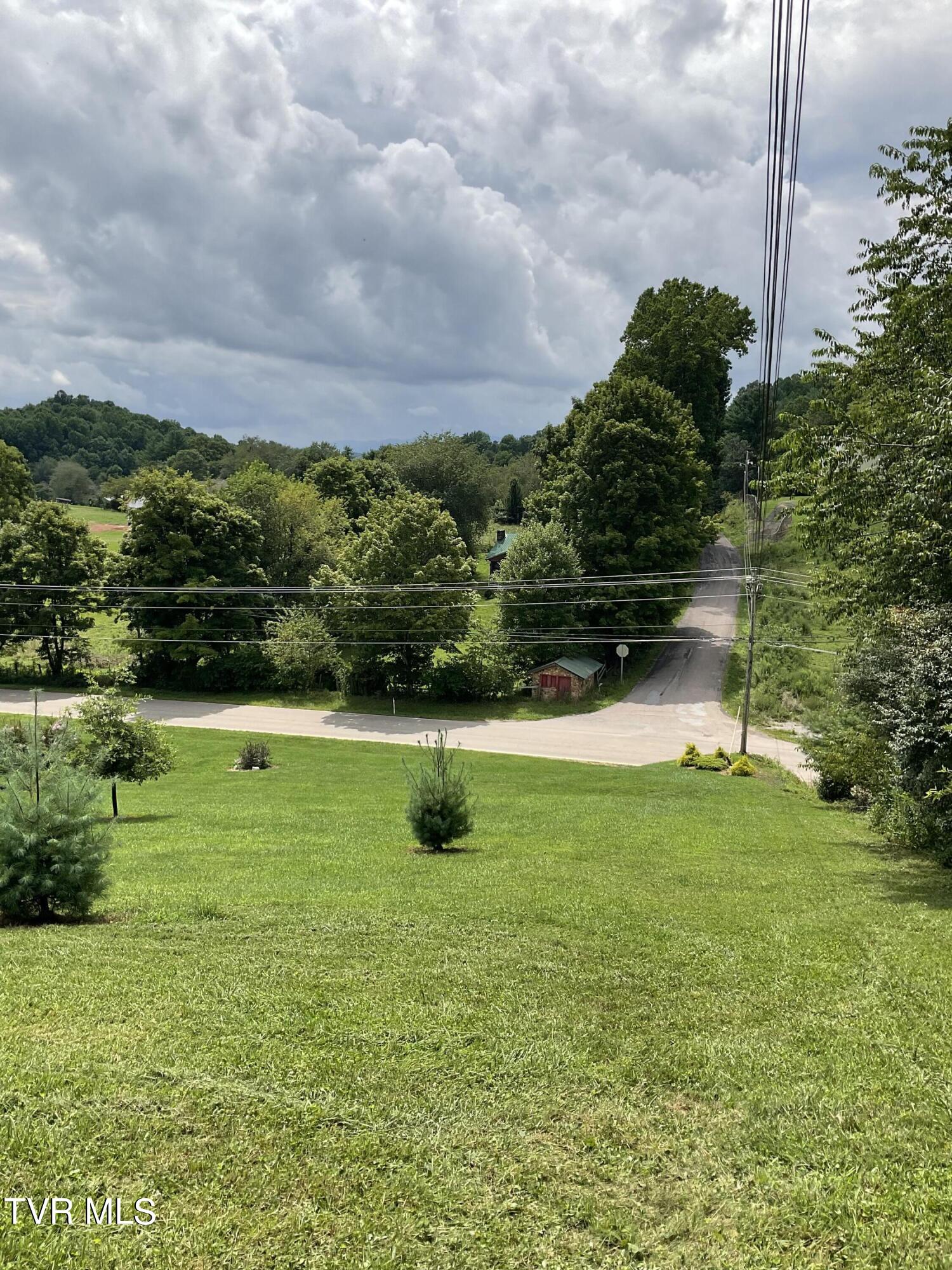 2520 Divide Road, Mountain City, Tennessee image 34