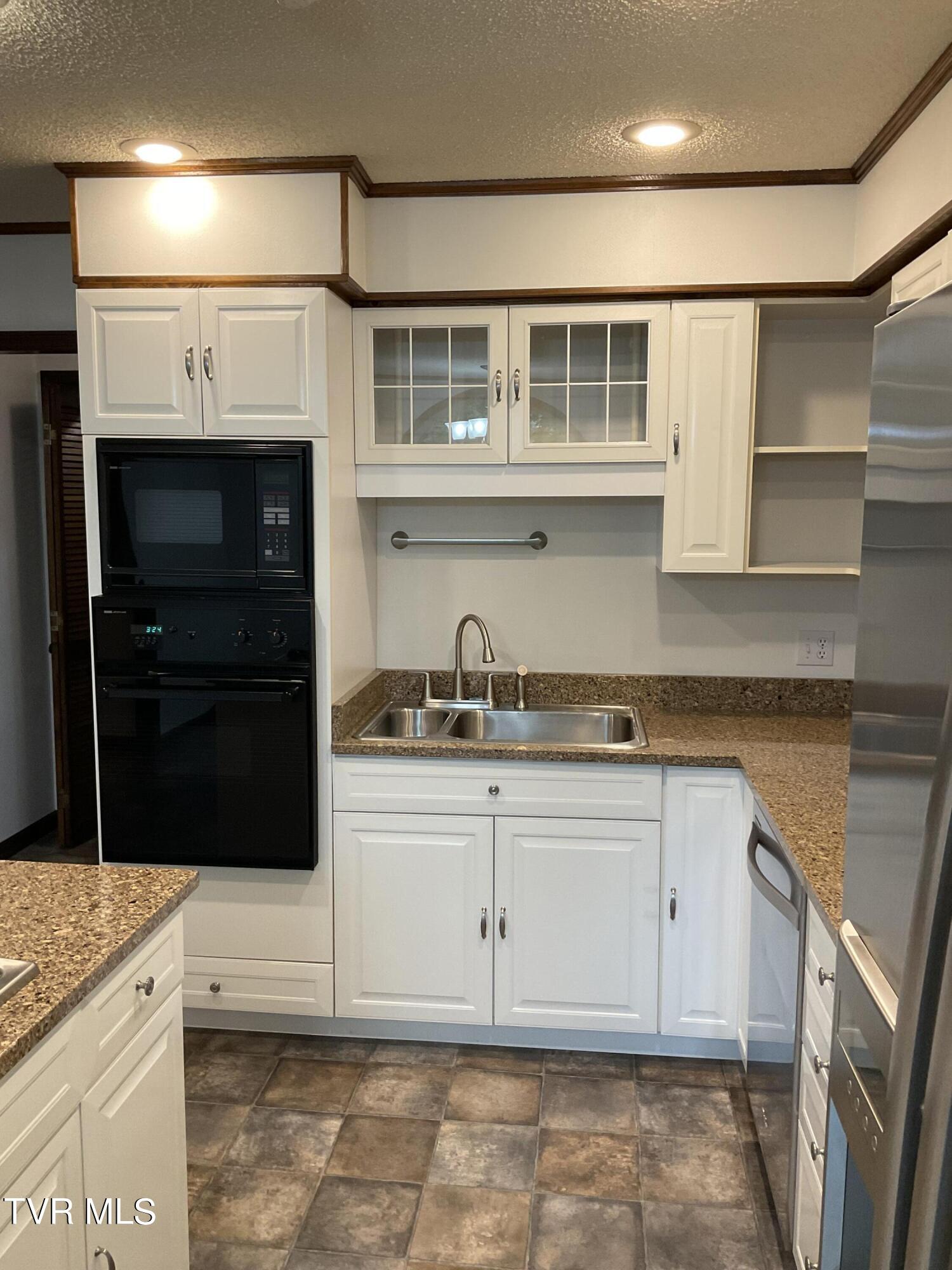 2520 Divide Road, Mountain City, Tennessee image 49