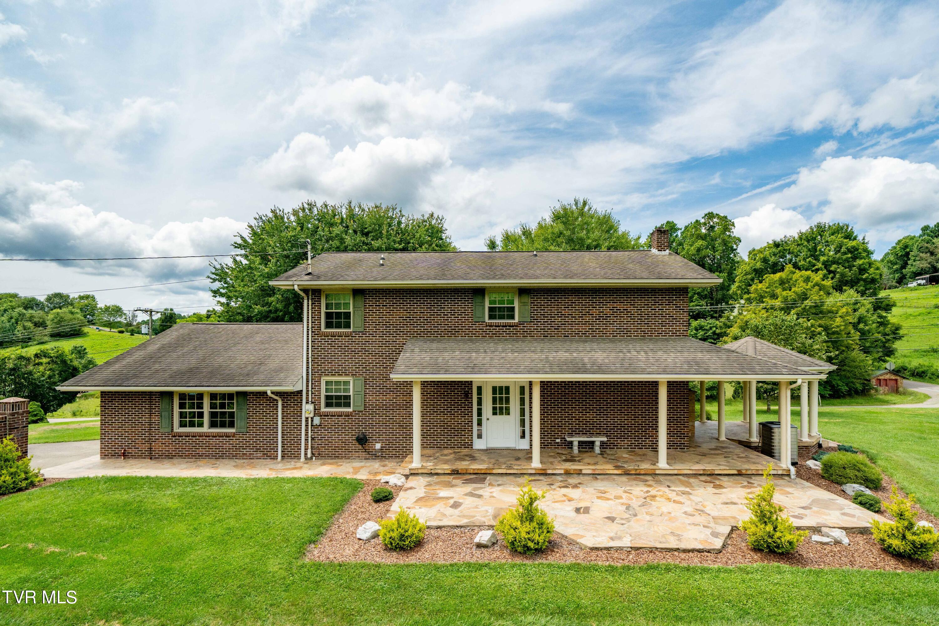 2520 Divide Road, Mountain City, Tennessee image 6