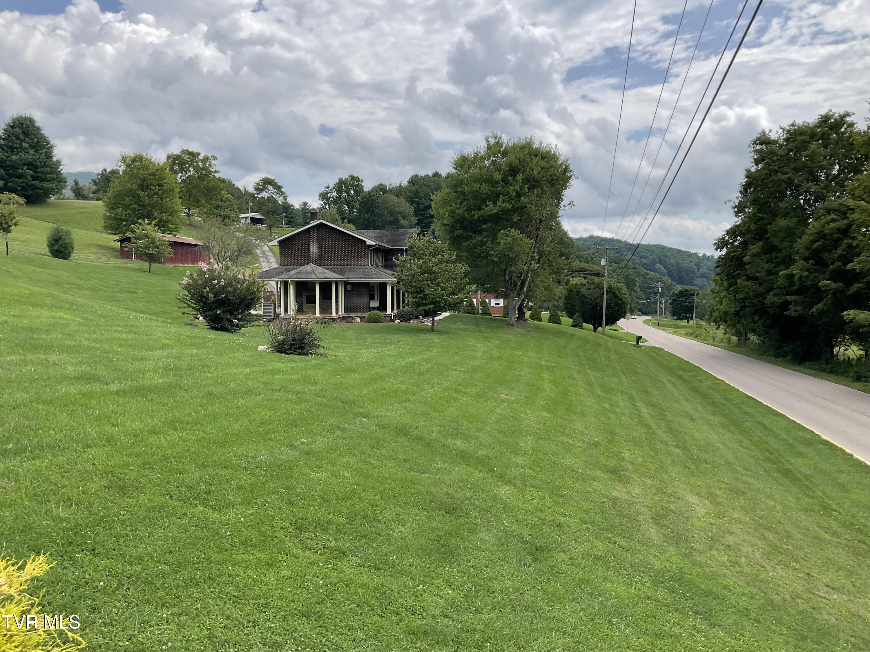 2520 Divide Road, Mountain City, Tennessee image 38