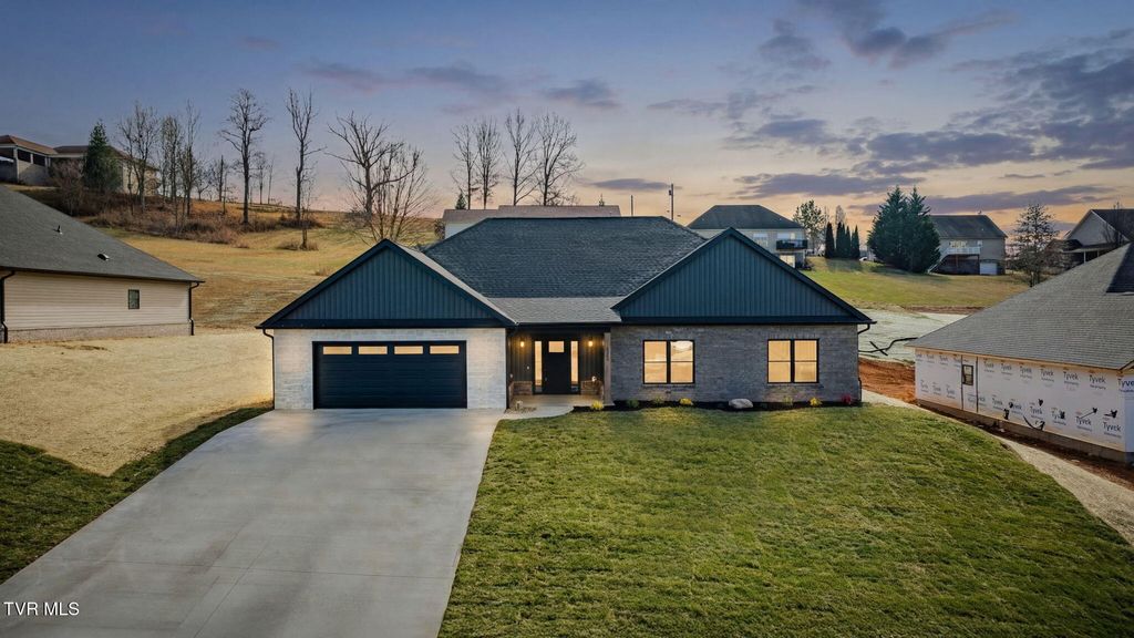 Photo of 474 Middays Rest Rst, Jonesborough, TN 37659 (MLS # 9990535)