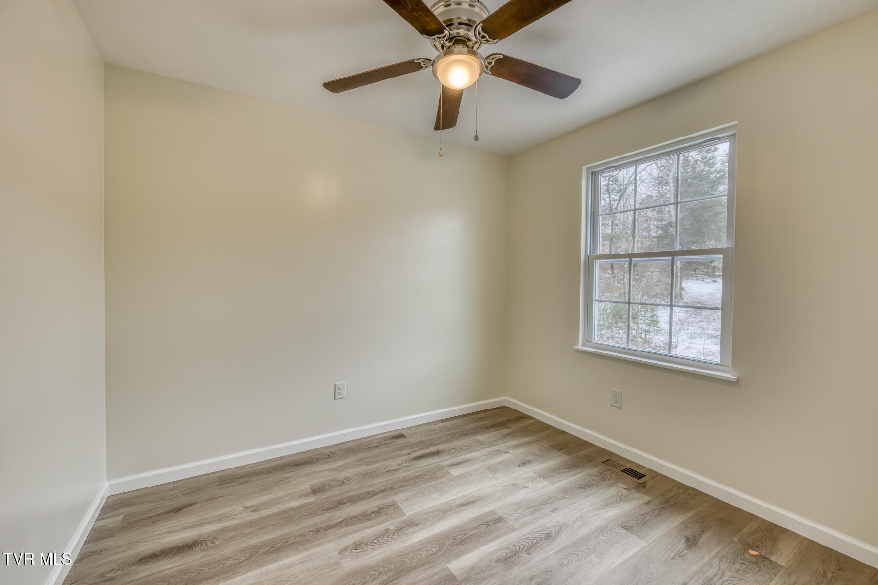 216 Brighton Place, Bristol, Tennessee image 20