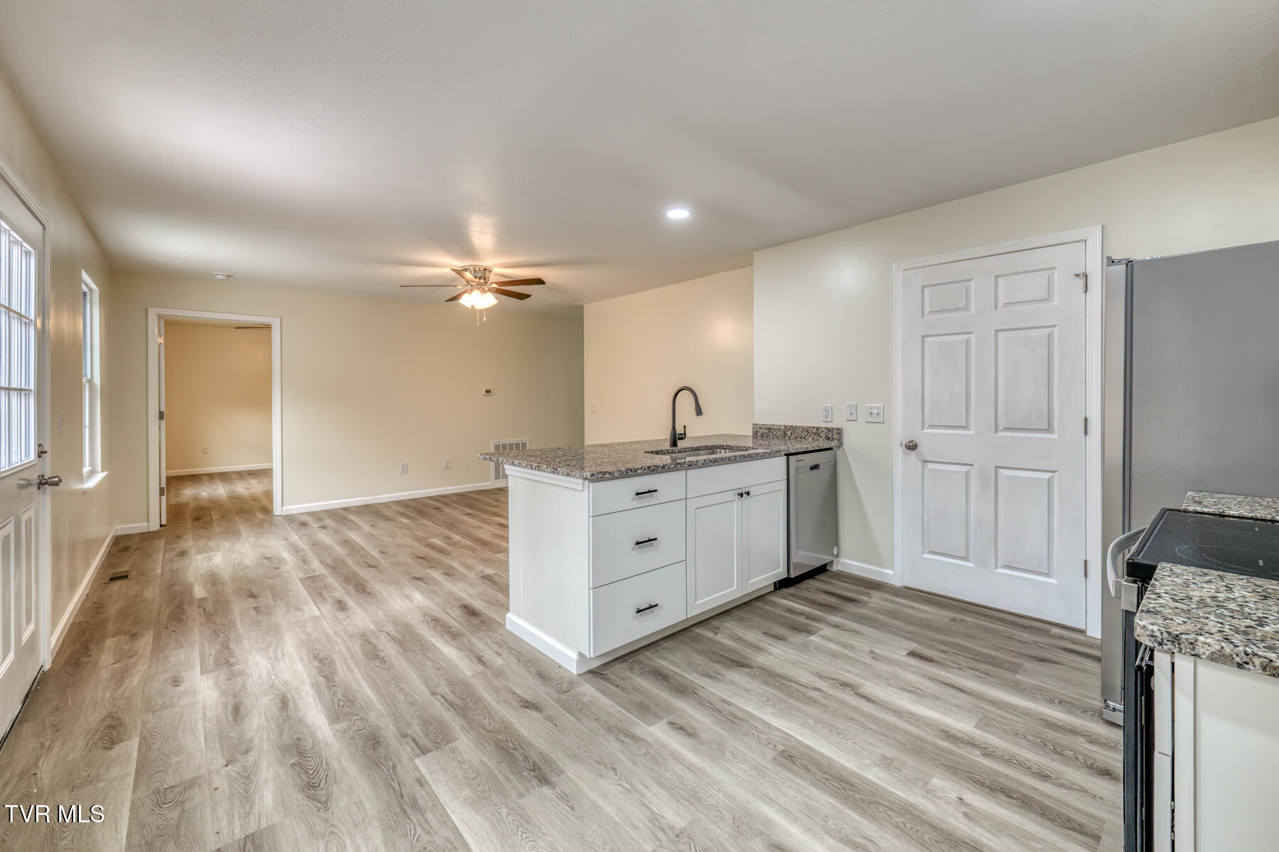 216 Brighton Place, Bristol, Tennessee image 9