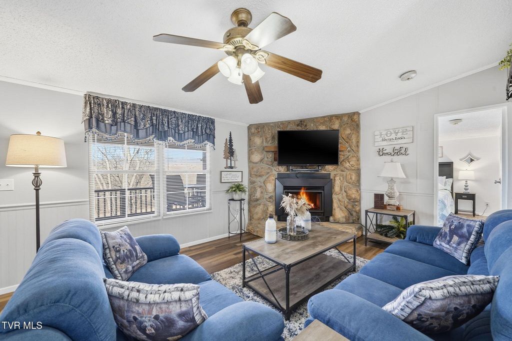 Photo of 281 Willis Road, Rogersville, TN 37857 (MLS # 9991409)