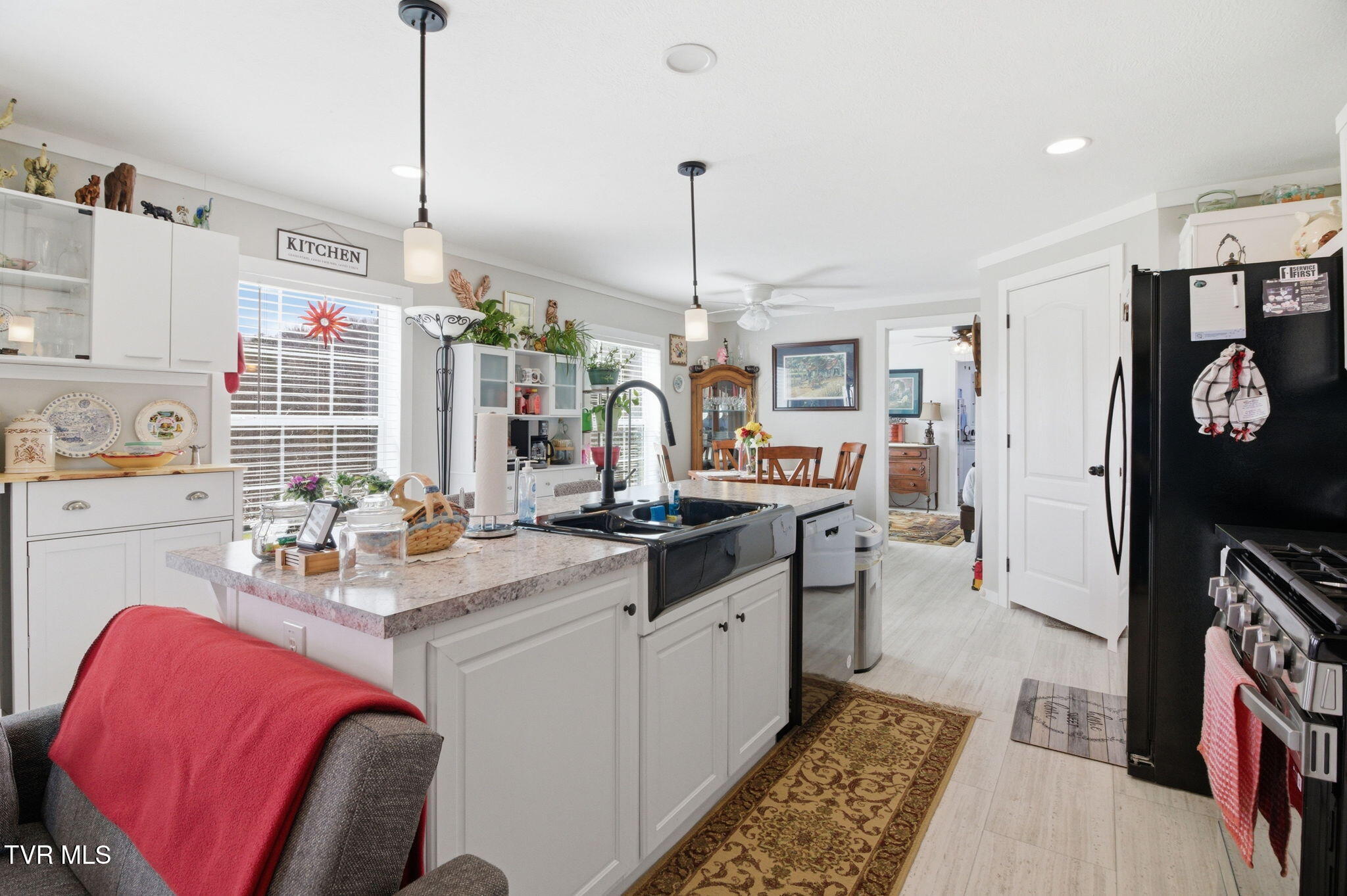 1885 Snake Hollow Road