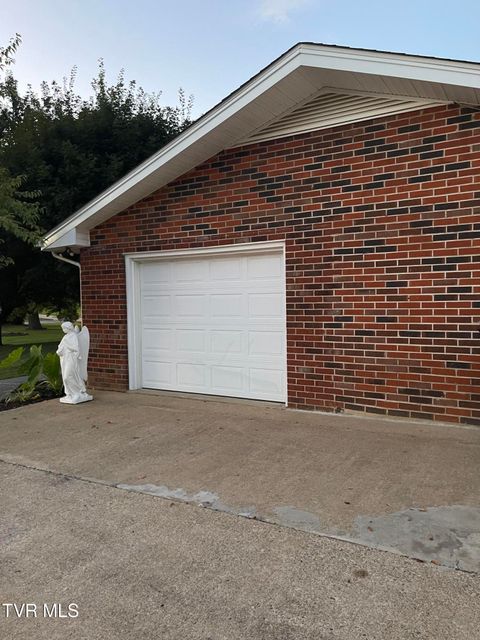 Tiny photo for 1024 Valleydale Drive, Kingsport, TN 37664 (MLS # 9984376)