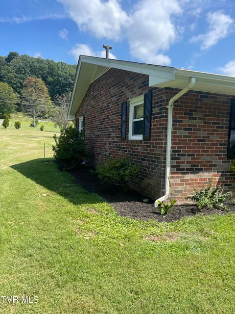 Tiny photo for 1024 Valleydale Drive, Kingsport, TN 37664 (MLS # 9984376)