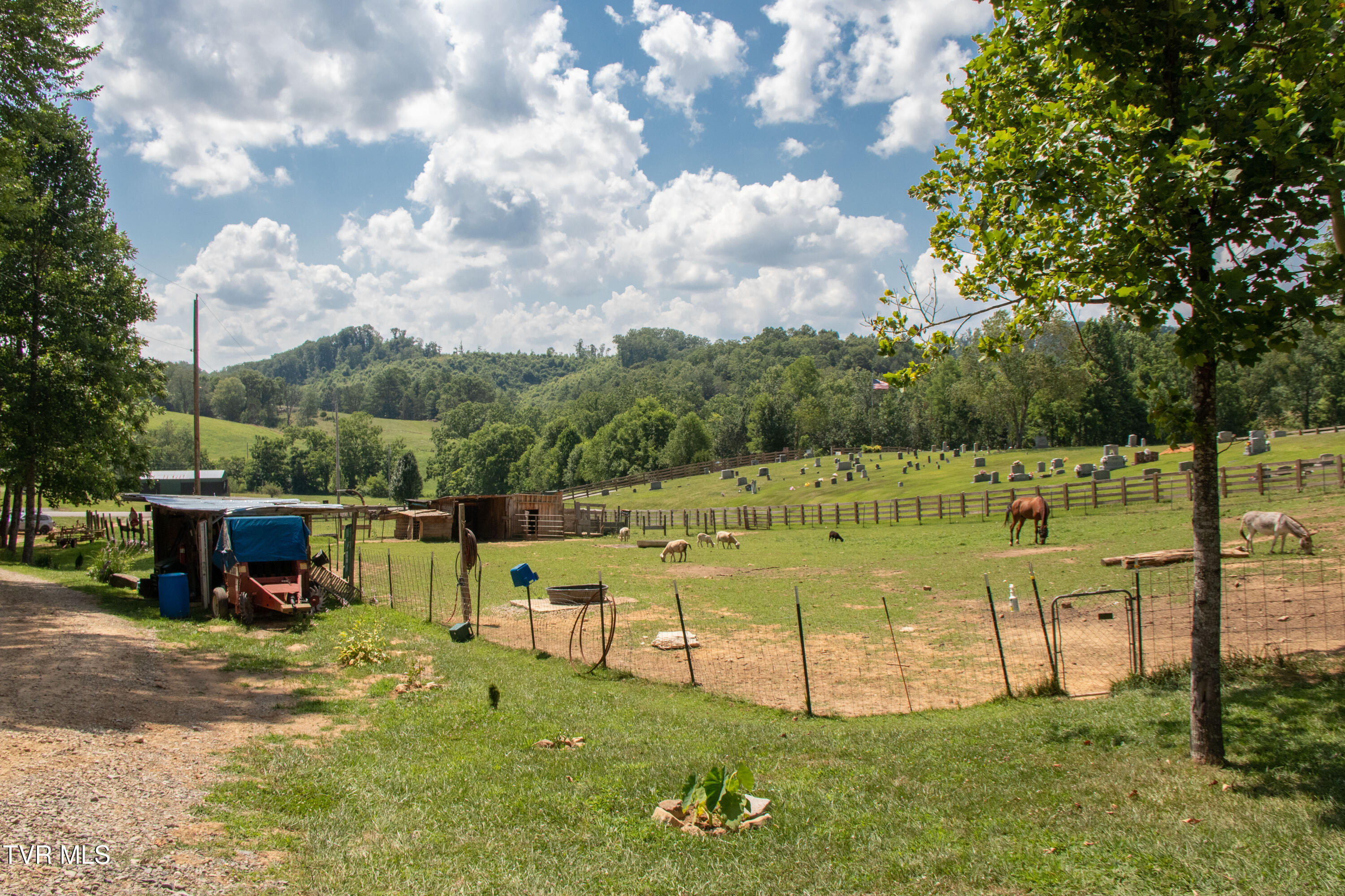 Abingdon, Virginia 24211, United States, 3 Bedrooms Bedrooms, ,2 BathroomsBathrooms,Residential,Active,168815