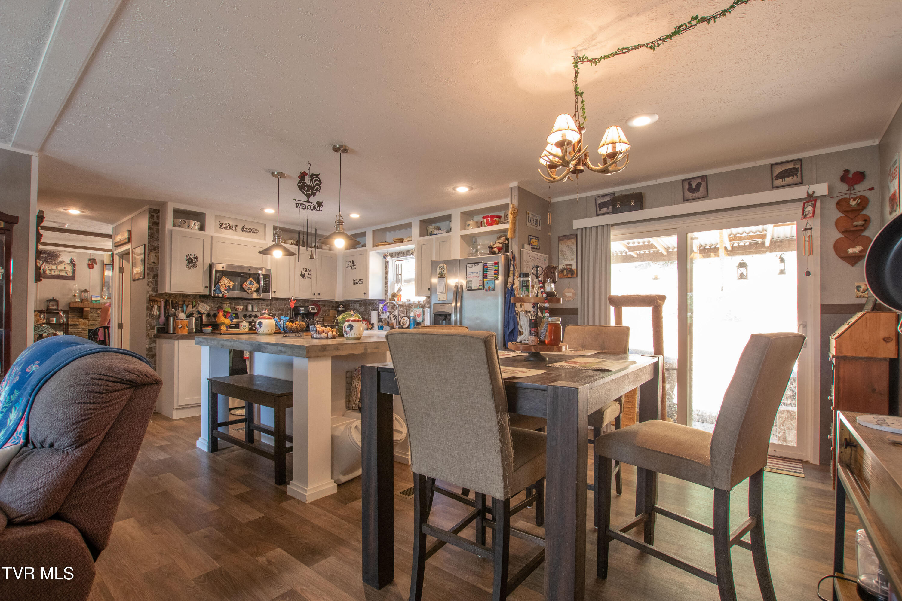 Abingdon, Virginia 24211, United States, 3 Bedrooms Bedrooms, ,2 BathroomsBathrooms,Residential,Active,168815