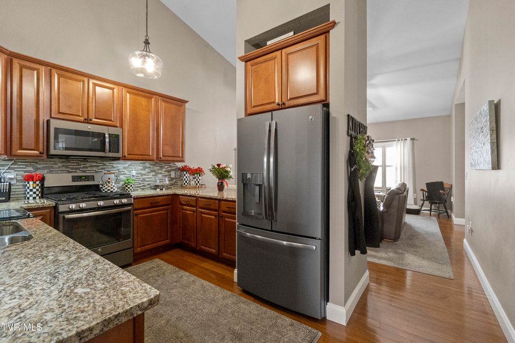 Photo of 132 Southridge Drive #1, Greeneville, TN 37743 (MLS # 9991382)