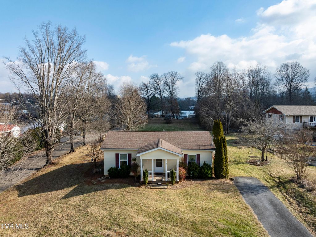 Photo of 301 Carter Sells Road, Johnson City, TN 37604 (MLS # 9989921)