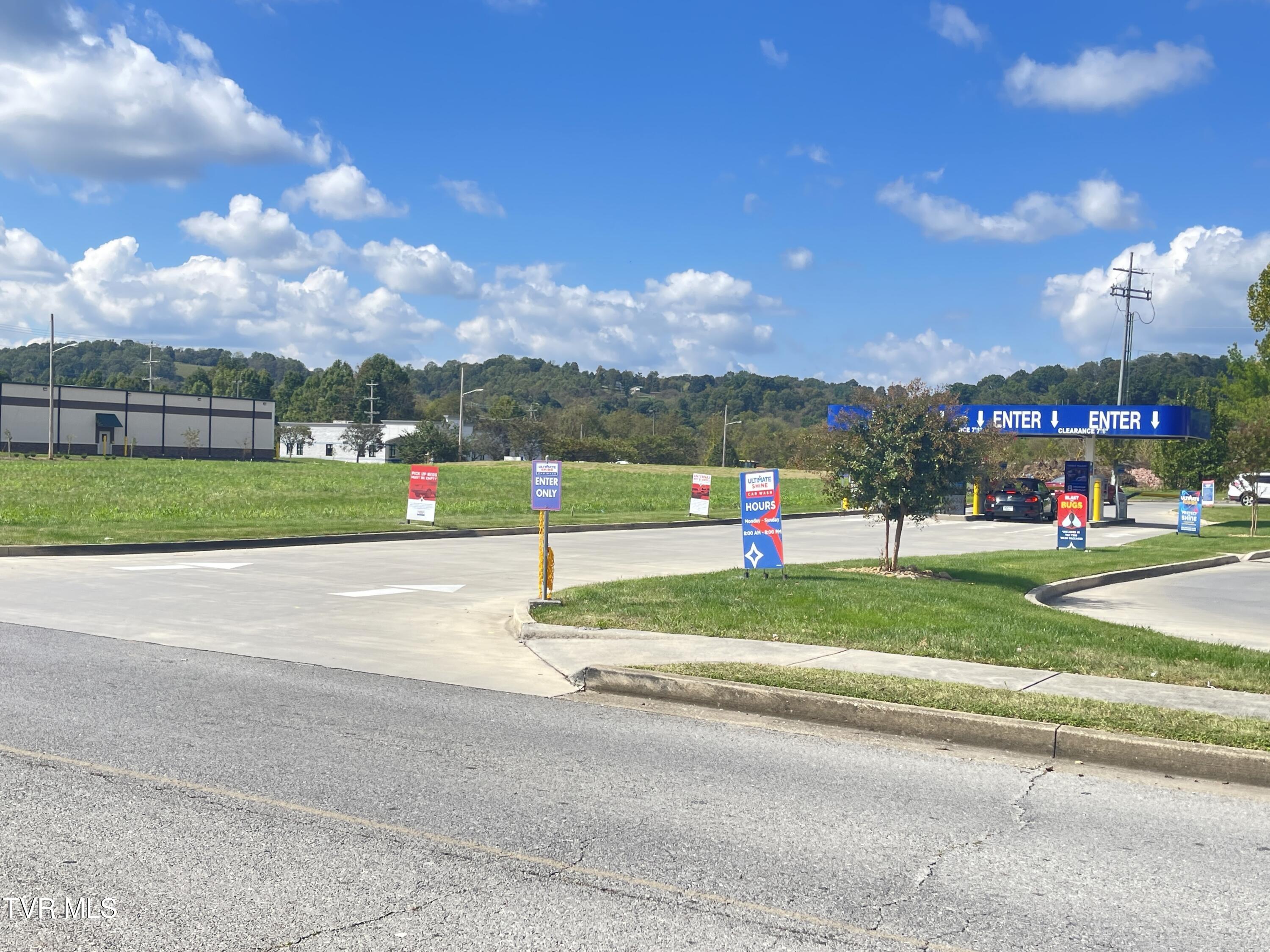 West Elk West/1011 Over Mtn Dr Avenue, Elizabethton, Tennessee image 8