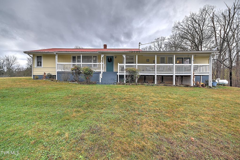 Photo of 175 Brooklawn Drive, Kingsport, TN 37660 (MLS # 9988981)