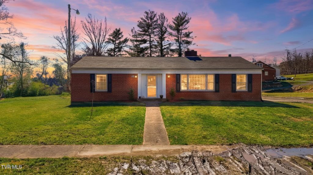 Photo of 213 Manville Road, Gate City, VA 24251 (MLS # 9991484)