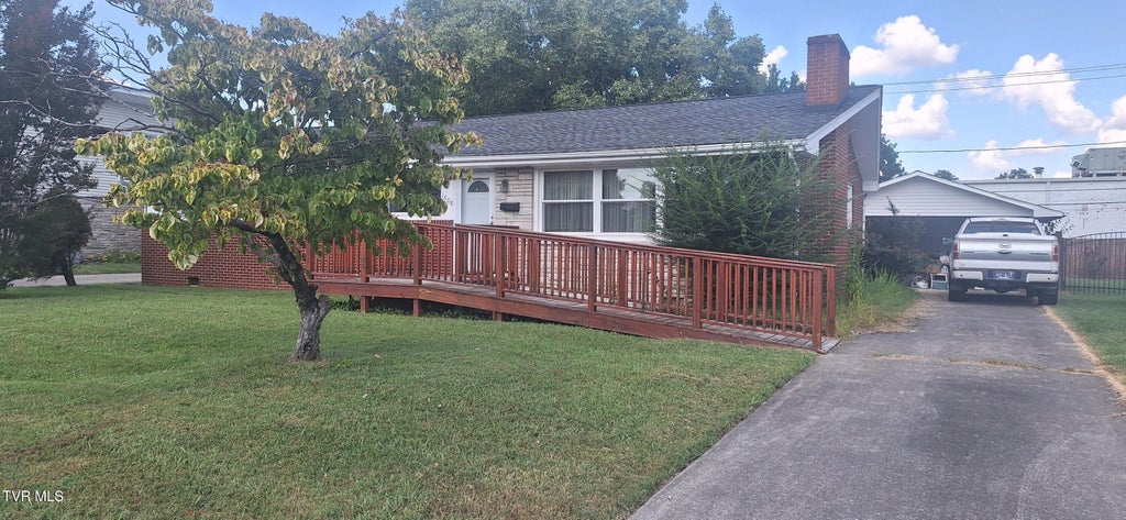 Photo of 1808 Hermitage Drive, Kingsport, TN 37664 (MLS # 10000529)