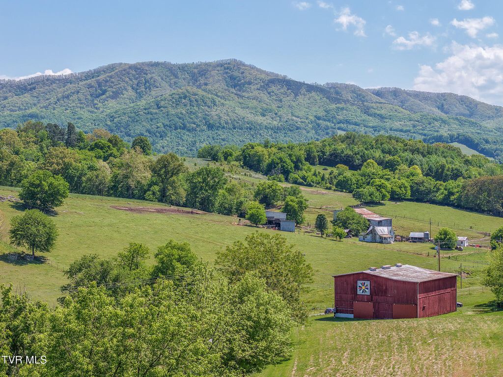 Photo of 2080 Allens Bridge Road, Greeneville, TN 37743 (MLS # 9994533)