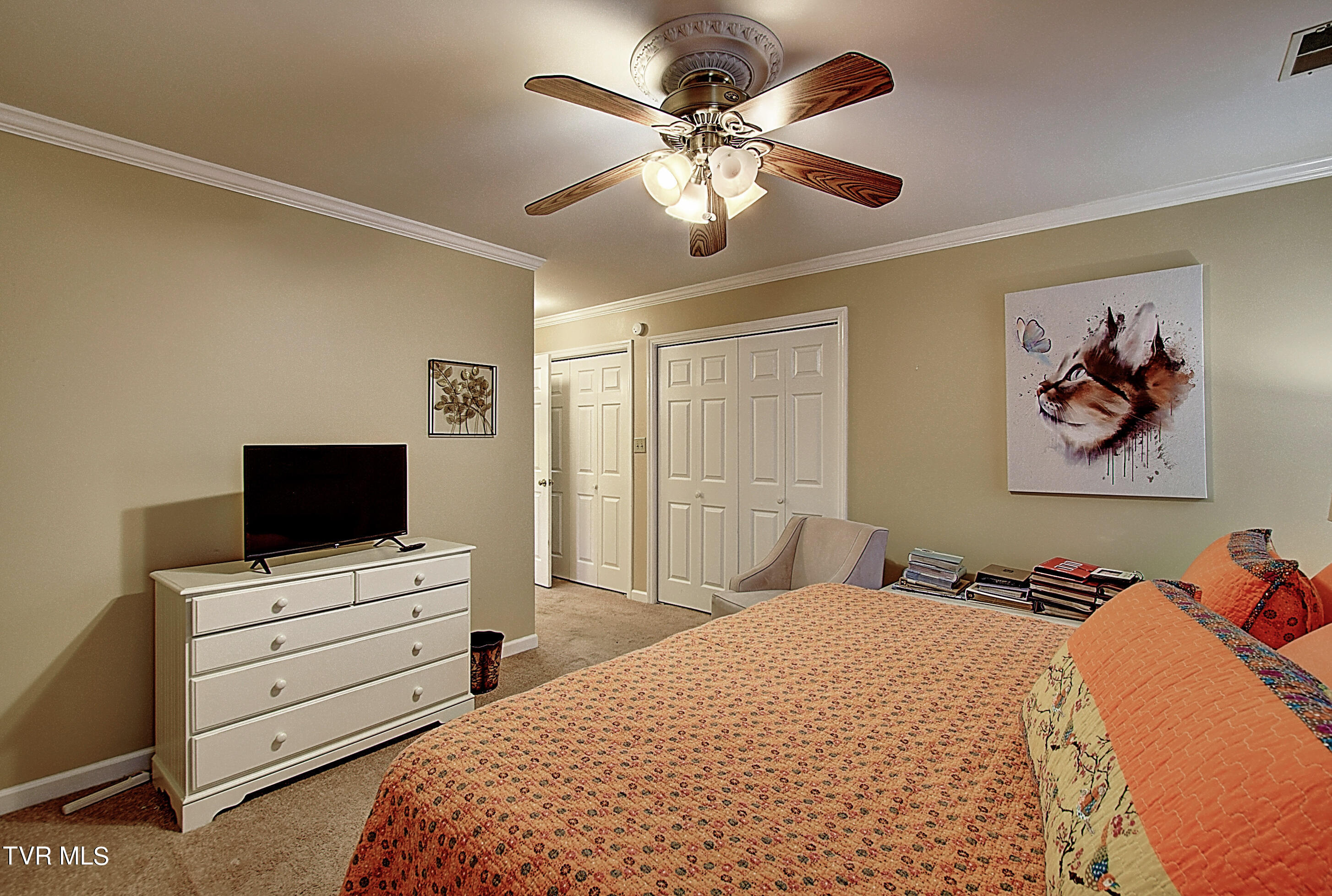 Johnson City, Tennessee 37601, United States, 2 Bedrooms Bedrooms, ,2 BathroomsBathrooms,Residential,Pending,44788