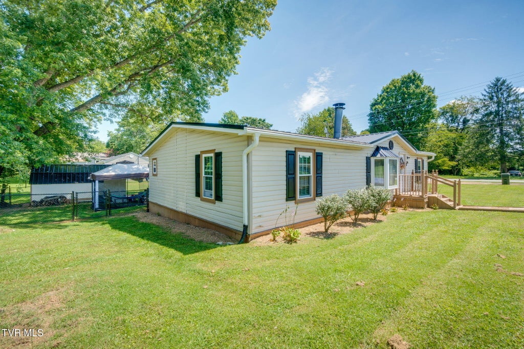 Photo of 3410 Mckinley Road, Johnson City, TN 37604 (MLS # 10000186)