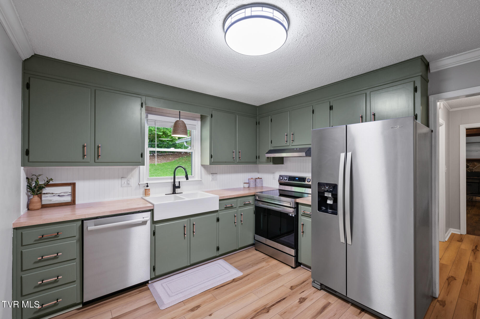 7447 Pin Oak Circle, Bristol, Virginia image 12