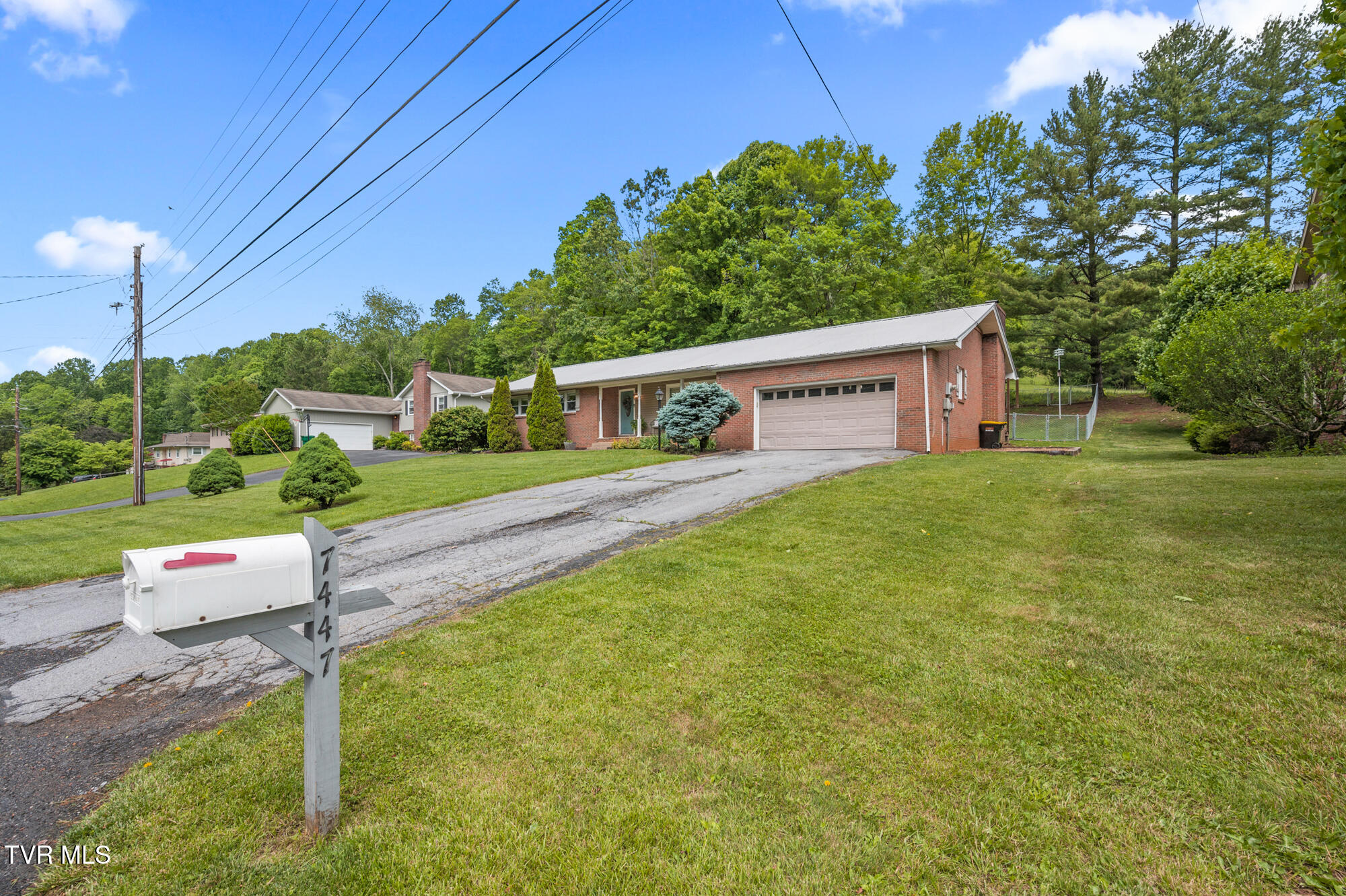 7447 Pin Oak Circle, Bristol, Virginia image 37
