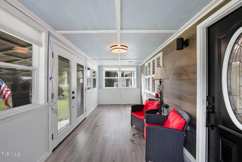 Photo of 917 Chris Road, Strawberry Plains, TN 37871 (MLS # 10002205)